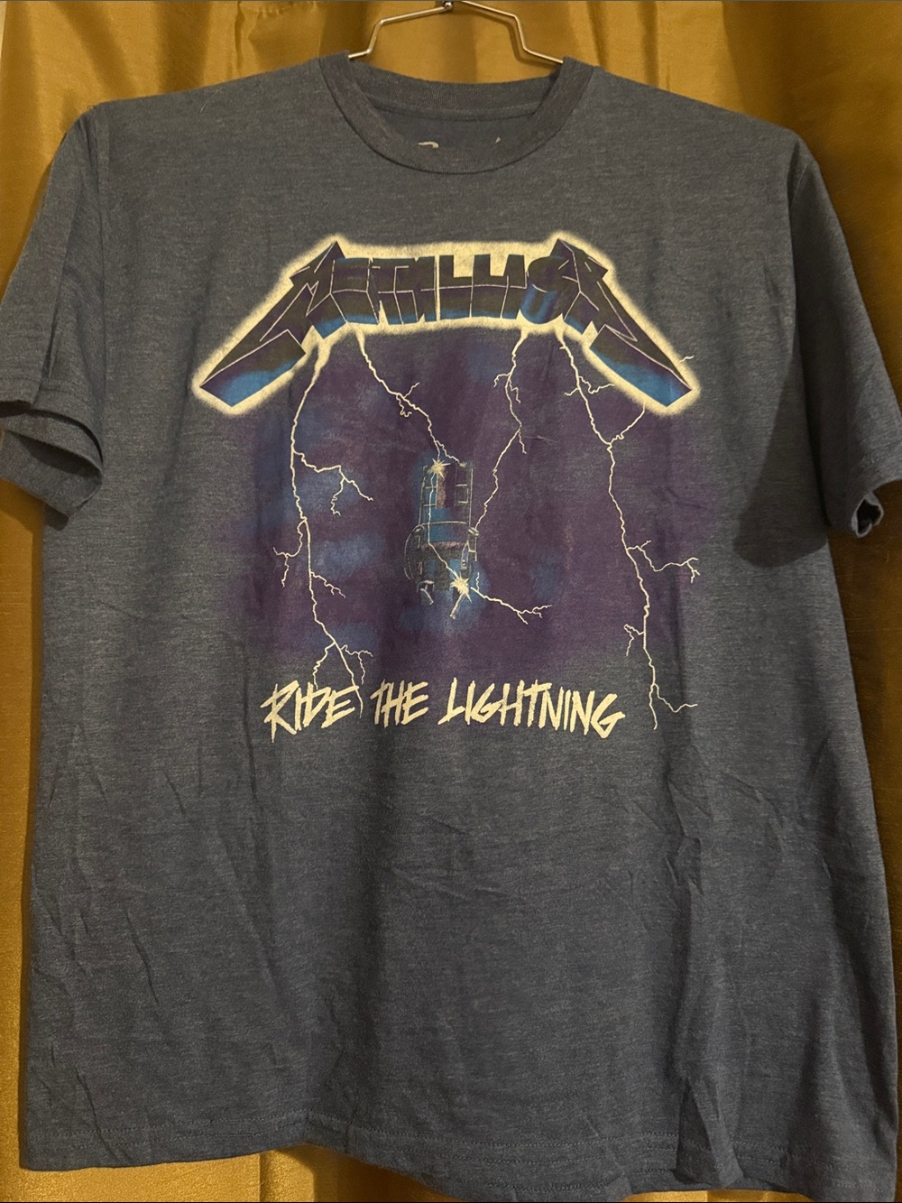 2016 Metallica ride the lightning  Bravado T-shirt Large